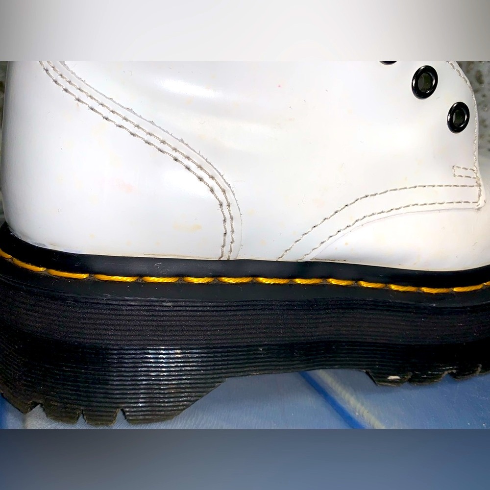 DR MARTENS WHITE JADON BOOT SMOOTH LEATHER PLATFORMS LADIES SIZE 5 US - Picture 14 of 16
